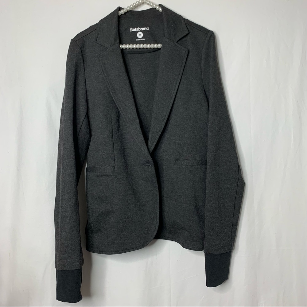 BETABRAND Active Blazer with Convertible Cuffs in Dark Gray Medium